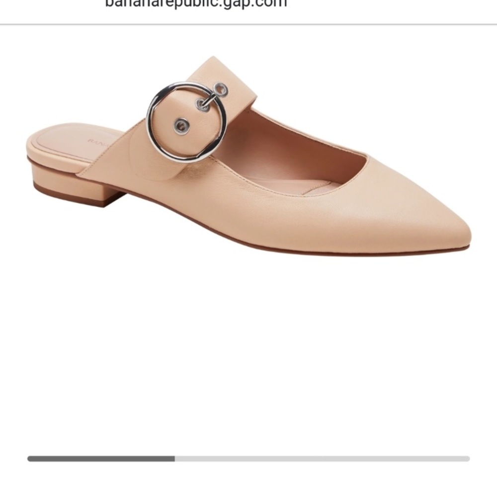 Banana Republic Buckle Strap Mules size 7.5 NWOT